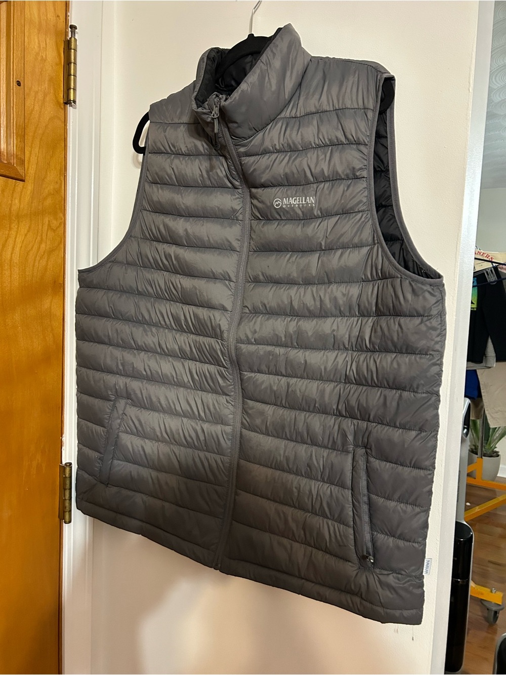 Magellan Outdoors Quilted Puffer Vest in Gray